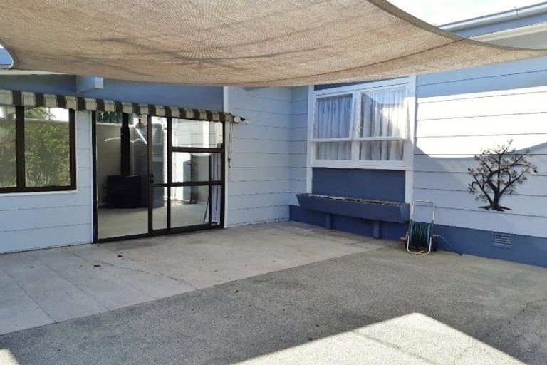 Photo of property in 10 Windsor Avenue, Te Kamo, Whangarei, 0112