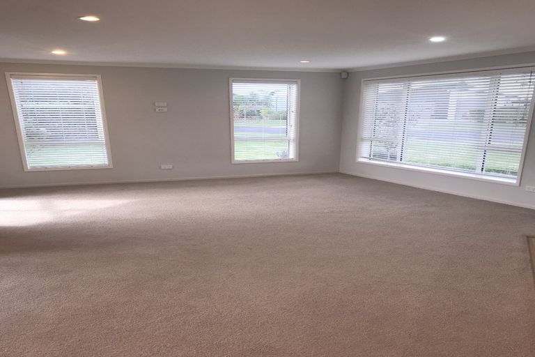 Photo of property in 18 William Andrew Road, Pukekohe, 2120