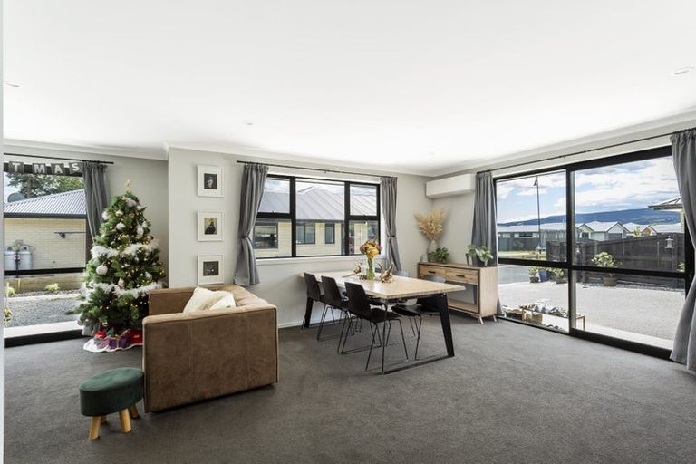 Photo of property in 53 Owhiro Avenue, Mosgiel, 9024