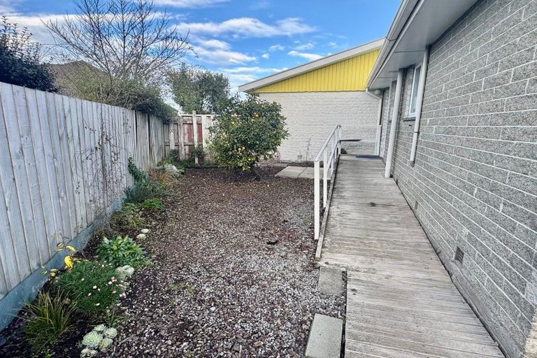 Photo of property in 29b Hay Street, Bromley, Christchurch, 8062