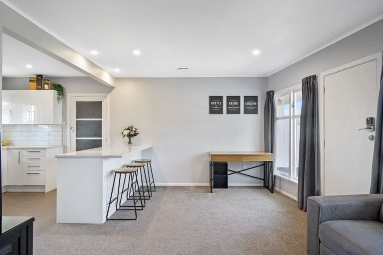 Photo of property in 15a Landscape Road, Pukekohe, 2120