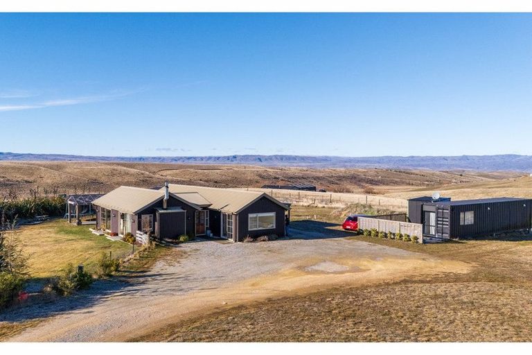 Photo of property in 12 Swamp Lane, Waikerikeri, Alexandra, 9393