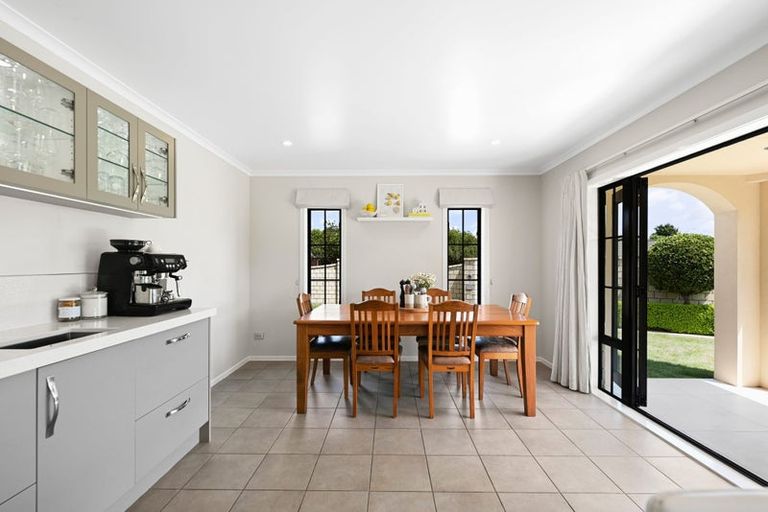 Photo of property in 27 Nielsen Gardens, Rototuna, Hamilton, 3210