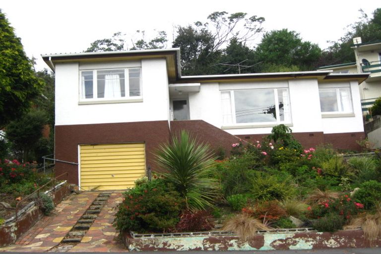 Photo of property in 2 Riselaw Road, Calton Hill, Dunedin, 9012