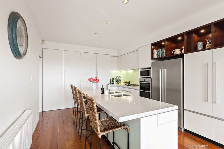 Photo of property in 134 Messines Road, Karori, Wellington, 6012