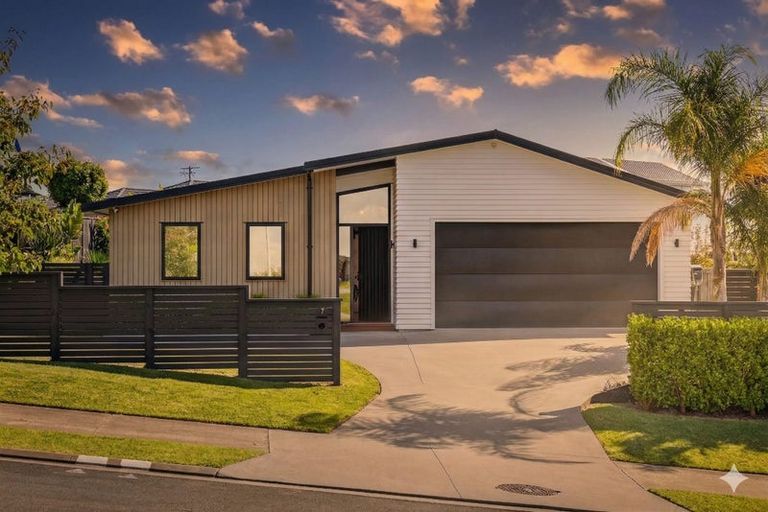 Photo of property in 7 Kia Kaha Drive, Snells Beach, 0920