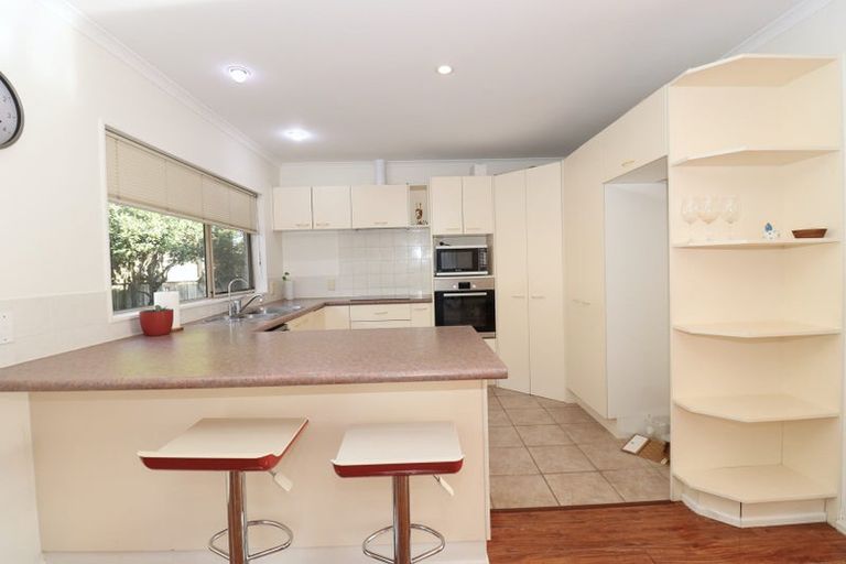 Photo of property in 1/66 Kilkenny Drive, Dannemora, Auckland, 2016