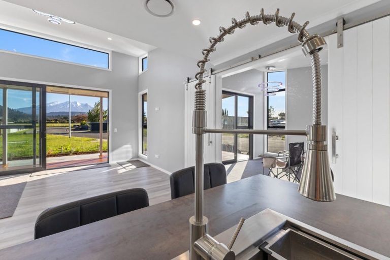 Photo of property in 8 Raupo Lane, Ohakune, 4625