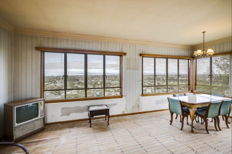 Photo of property in 1 Delhi Road, Hospital Hill, Napier, 4110