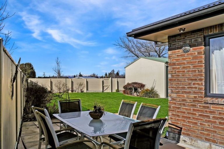 Photo of property in 2 Glencairn Road, Twizel, 7901