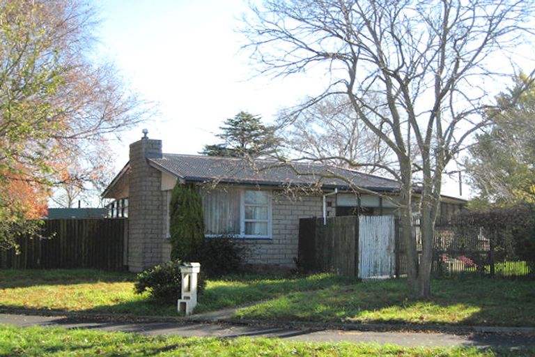 Photo of property in 31 West-watson Avenue, Hillmorton, Christchurch, 8025