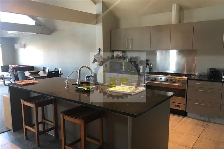 Photo of property in 7/2 Manor Place, Dunedin Central, Dunedin, 9016