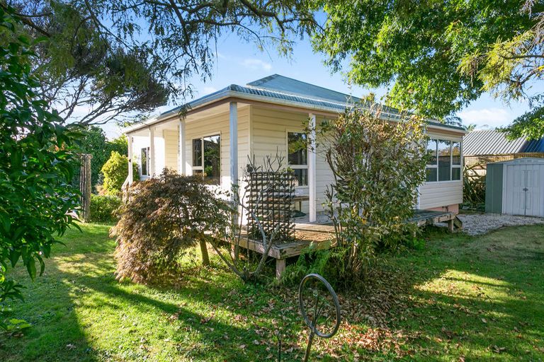 Photo of property in 135a Williams Street, Cambridge, 3434