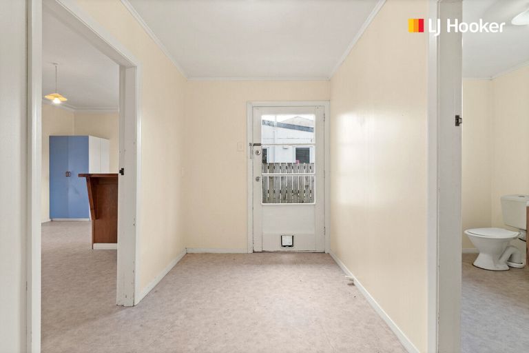 Photo of property in 3 Osmond Street, South Dunedin, Dunedin, 9012