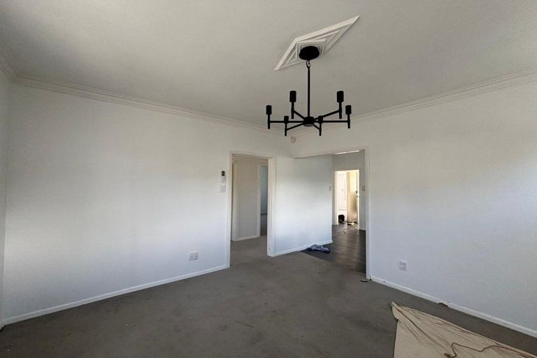 Photo of property in 19 Wellington Road, Wainuiomata, Lower Hutt, 5014