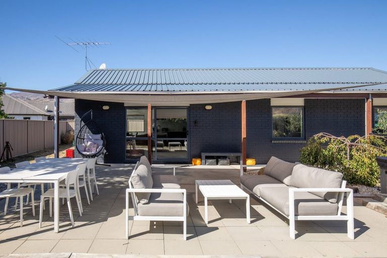 Photo of property in 4 Farrier Court, Cromwell, 9310