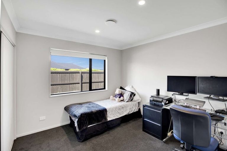 Photo of property in 39 Navy Loop, Rolleston, 7614