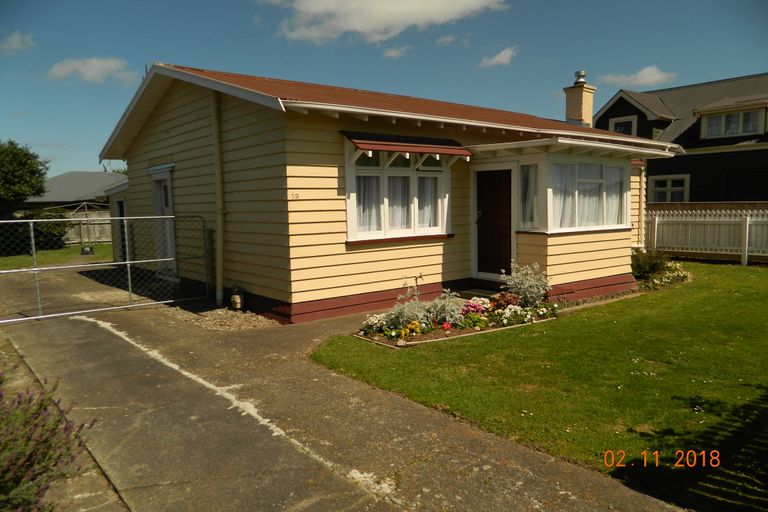 Photo of property in 12 Fitzroy Street, Terrace End, Palmerston North, 4410
