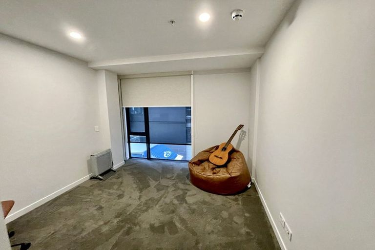 Photo of property in Pinnacle Apartments, E104/160 Victoria Street, Te Aro, Wellington, 6011