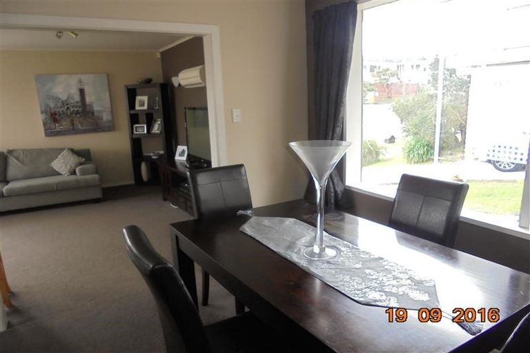 Photo of property in 70 Major Drive, Kelson, Lower Hutt, 5010