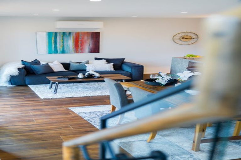 Photo of property in 18b Stratford Avenue, Milford, Auckland, 0620