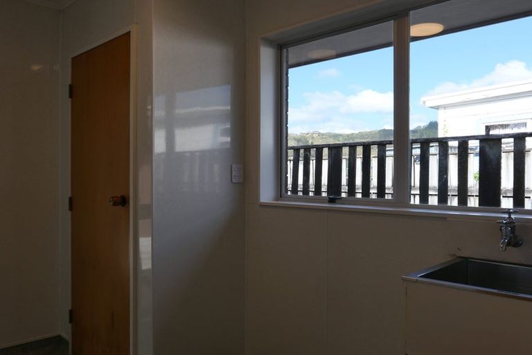 Photo of property in 28 Kapiti Road, Paraparaumu, 5032