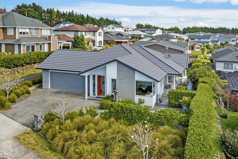 Photo of property in 16 Discovery Drive, Gulf Harbour, Whangaparaoa, 0930