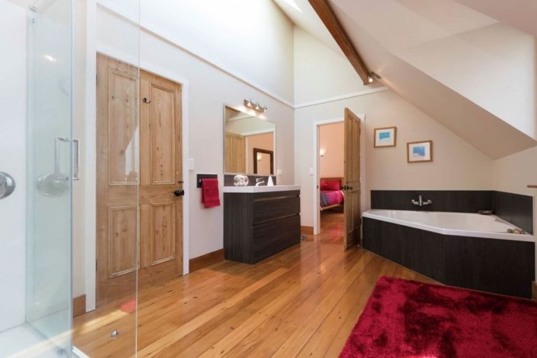 Photo of property in 37a Trelawn Place, Cockle Bay, Auckland, 2014