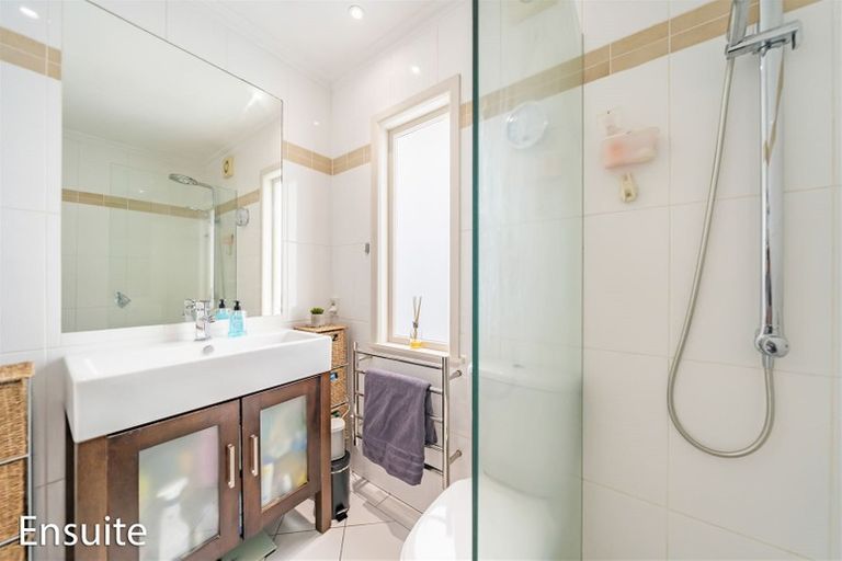 Photo of property in 36 Gurney Road, Kelson, Lower Hutt, 5010