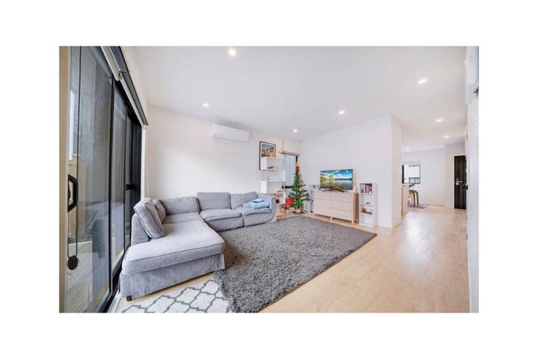 Photo of property in 71 Kairakau Street, Papakura, 2110