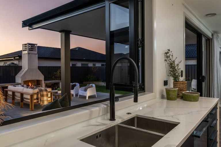 Photo of property in 10 Meech Way, Frimley, Hastings, 4120