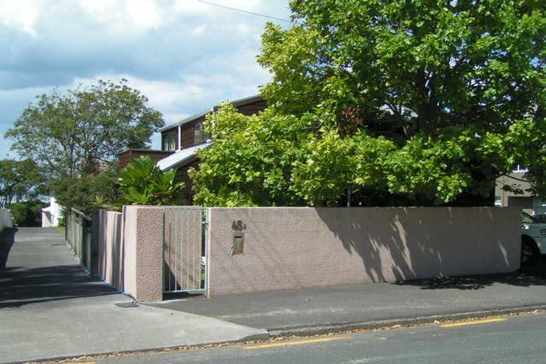Photo of property in 1/45 Princes Street, Northcote Point, Auckland, 0627
