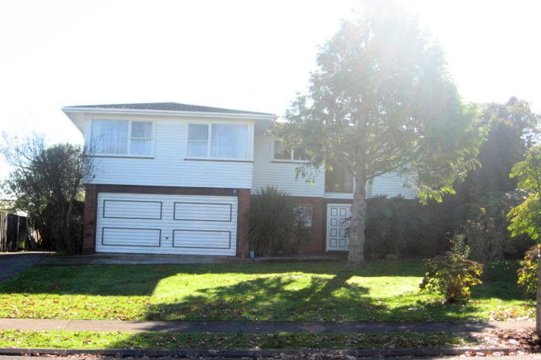 Photo of property in 12 Ronald Place, Manurewa, Auckland, 2102