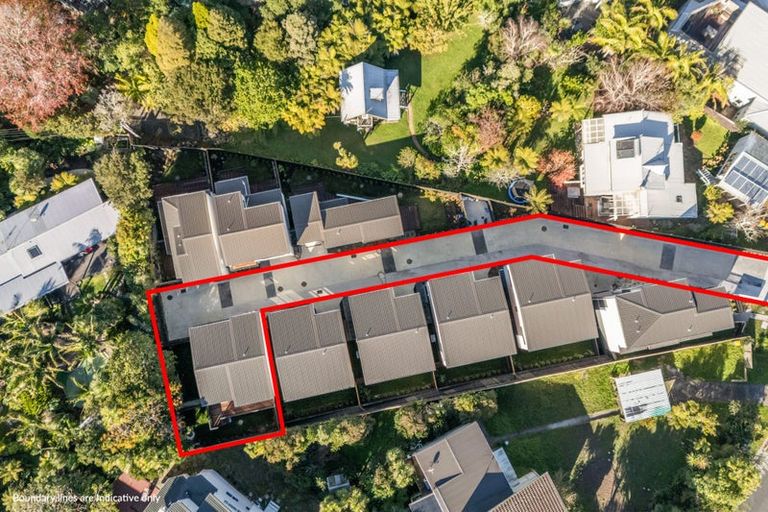 Photo of property in 6/30 Kiteroa Terrace, Rothesay Bay, Auckland, 0630
