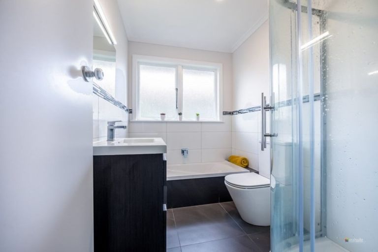 Photo of property in 58 Fraser Crescent, Elderslea, Upper Hutt, 5018