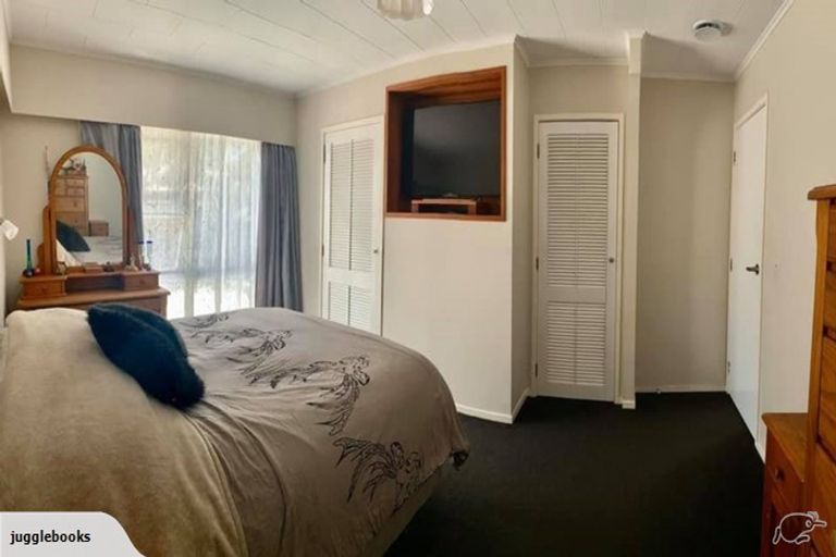 Photo of property in 21 Neri Crescent, Pomare, Rotorua, 3015