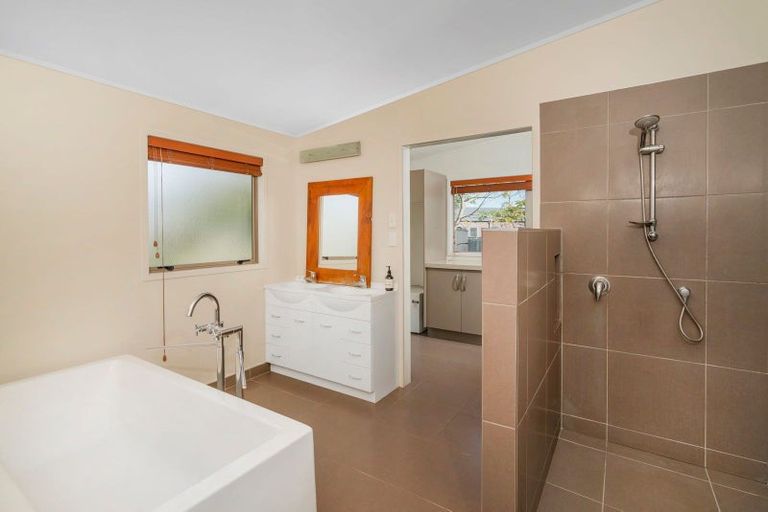 Photo of property in 103 The Tee, Matarangi, Whitianga, 3592