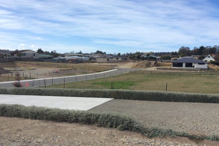 Photo of property in 6 Whitehaven Street, Weston, Oamaru, 9401