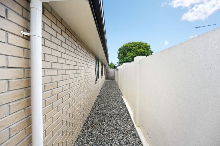 Photo of property in 2/6 Garrick Place, Beerescourt, Hamilton, 3200