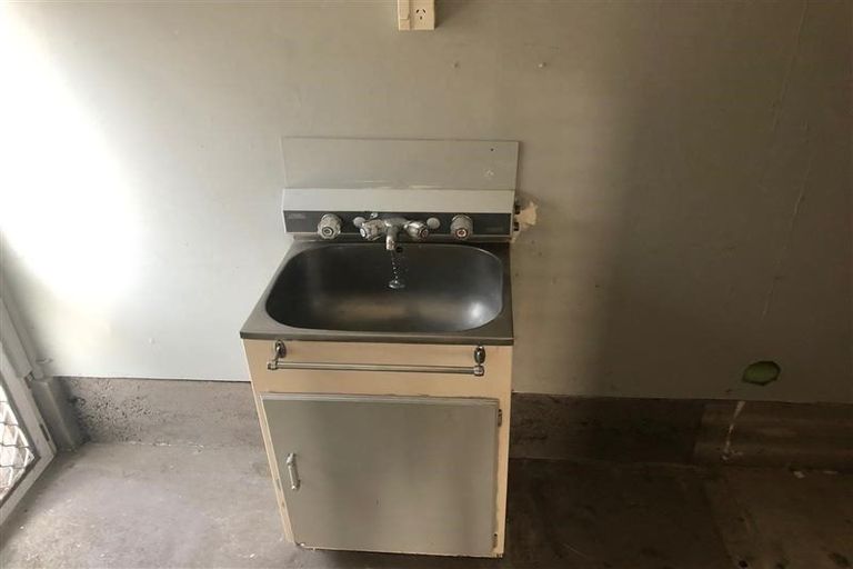 Photo of property in 37 James Foley Avenue, Pirimai, Napier, 4112