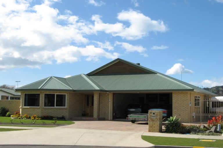 Photo of property in 16 Werahika Place, Whakatane, 3120