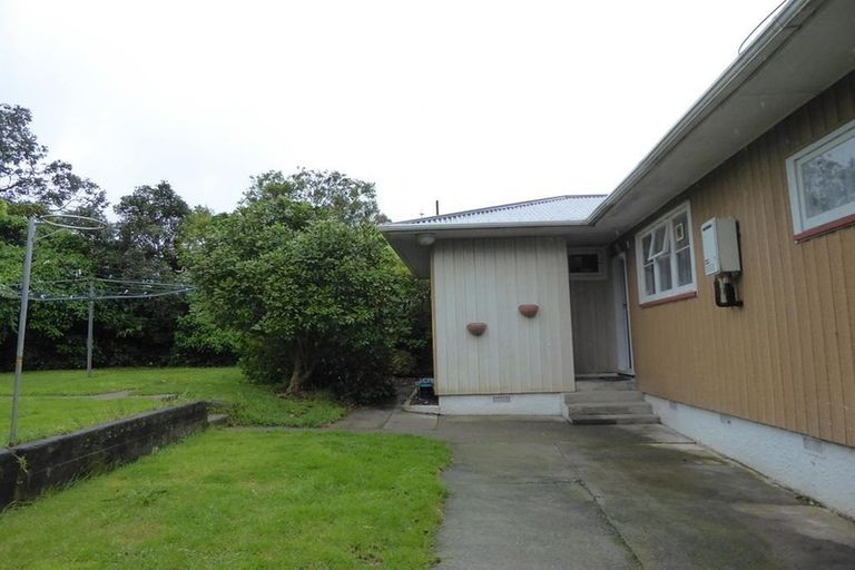 Photo of property in 63 Holborn Drive, Stokes Valley, Lower Hutt, 5019