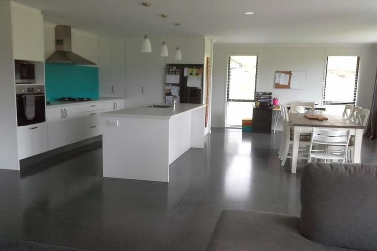 Photo of property in 68 Saxton Road, Upper Vogeltown, New Plymouth, 4371