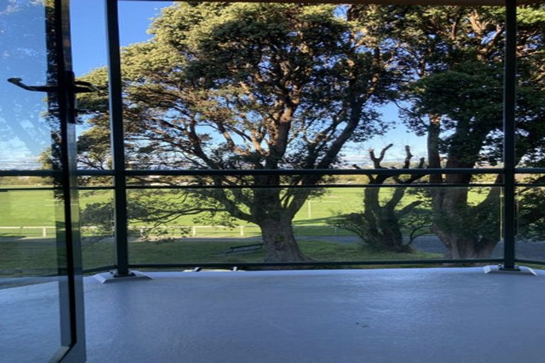 Photo of property in 8/80 Salamanca Road, Kelburn, Wellington, 6012