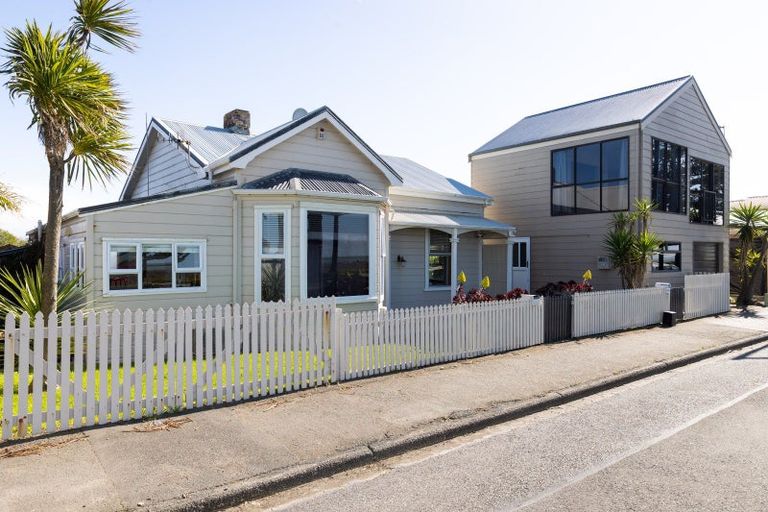 Photo of property in 653 Marine Parade, Napier South, Napier, 4110