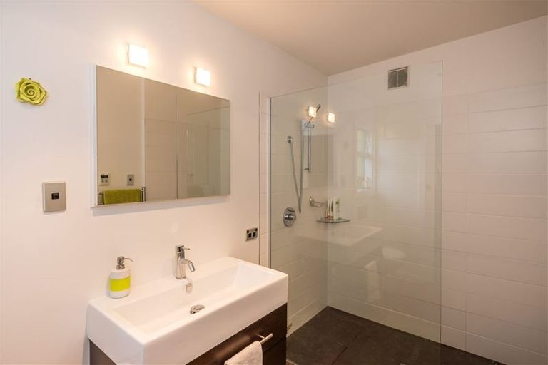 Photo of property in 23a Cashmere Road, Cashmere, Christchurch, 8022