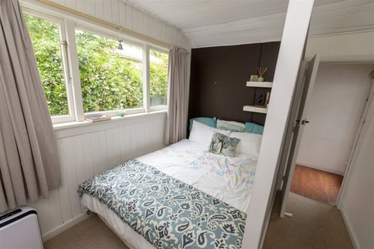 Photo of property in 20 Broadway Avenue, Waikuku Beach, 7473