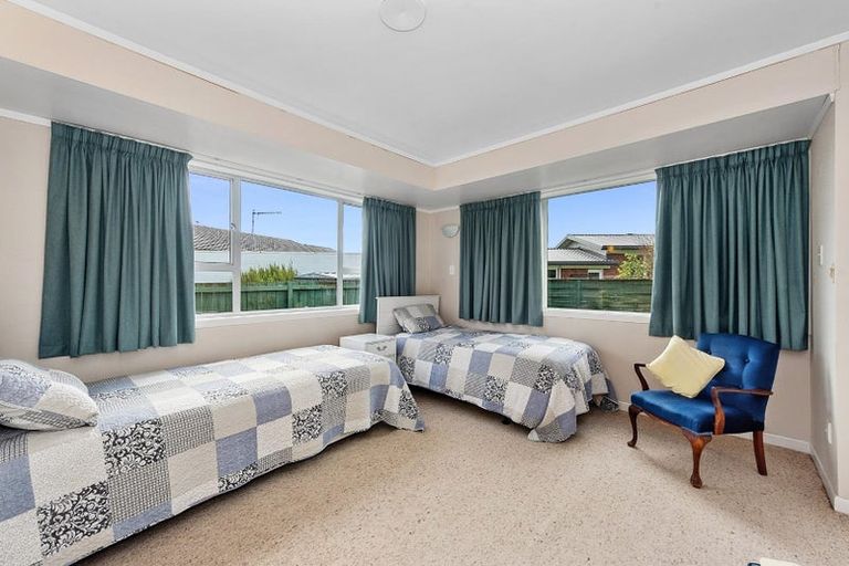 Photo of property in 80 Saint Andrews Terrace, St Andrews, Hamilton, 3200