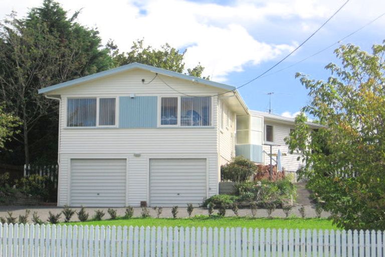 Photo of property in 282 Glengarry Road, Glen Eden, Auckland, 0602