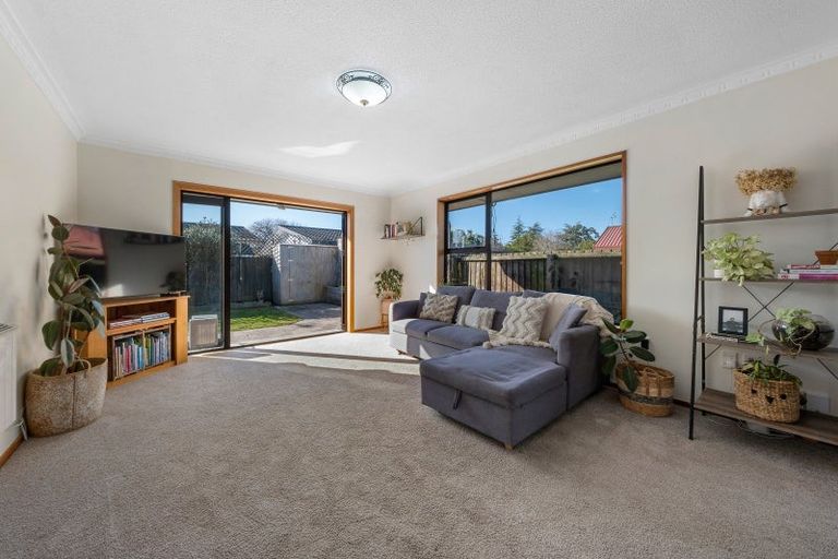Photo of property in 1/29 Royleen Street, Casebrook, Christchurch, 8051